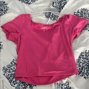 Hollister Women's Bright Pink Crop Top